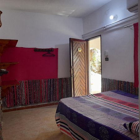 Hotel Fighting Kangaroo Camp Dahab Exterior foto