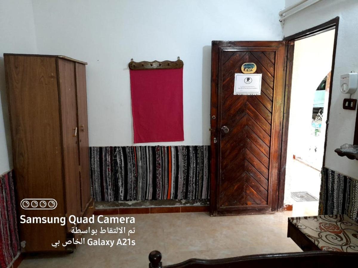 Hotel Fighting Kangaroo Camp Dahab Exterior foto