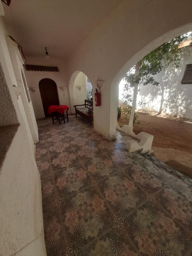 Hotel Fighting Kangaroo Camp Dahab Exterior foto
